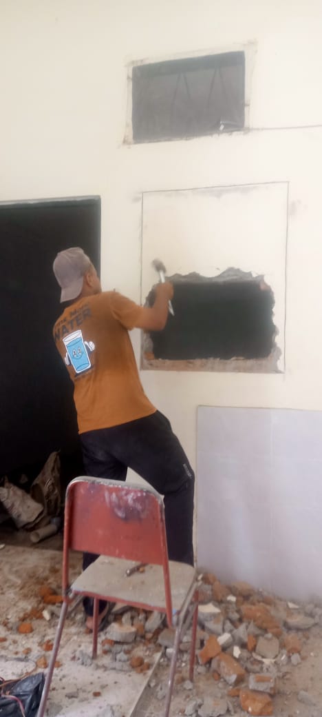 Renovasi kantor Makassar