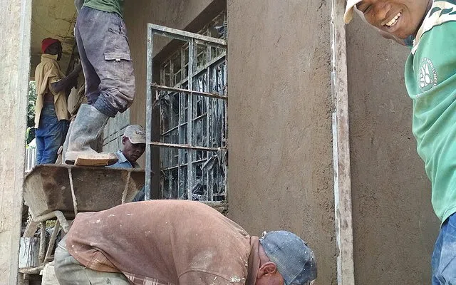 Bangunan yang berbeda memiliki risiko operasional yang berbeda — Tahapan Membangun Rumah