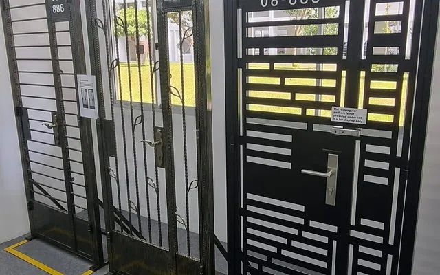 Air dan korosi harus diselesaikan pada detail kecil — Pagar Anti Climb untuk Area Komersial