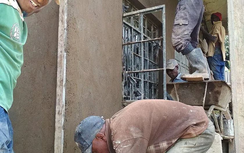 Visual realistis borongan cat: fungsi, spesifikasi dan kondisi existing