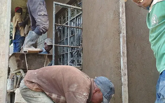 Kondisi substrate, kelembapan dan primer untuk cat dinding interior