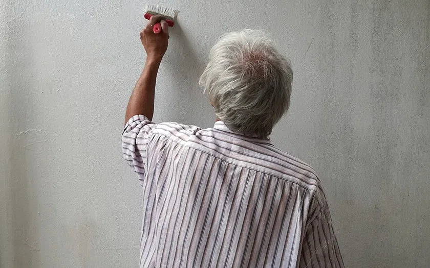Konsep keseluruhan retak rambut dinding