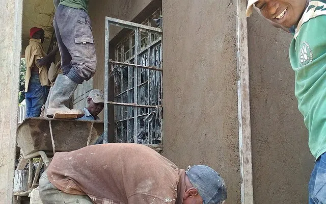 Persiapan permukaan adalah pekerjaan utama, bukan tambahan — Checklist sebelum Pengecatan
