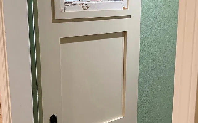 Pintu kaca adalah bidang transparan yang terus disentuh manusia — Mengenal Patch Fitting Pintu Kaca