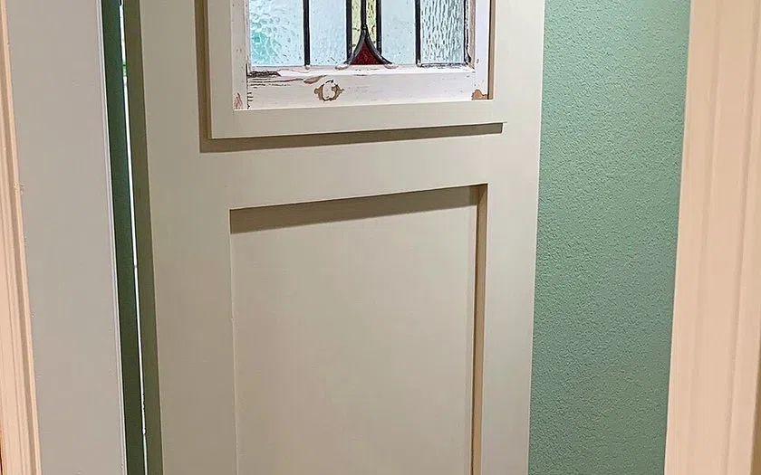 Konsep detail dan pemeriksaan pintu manado