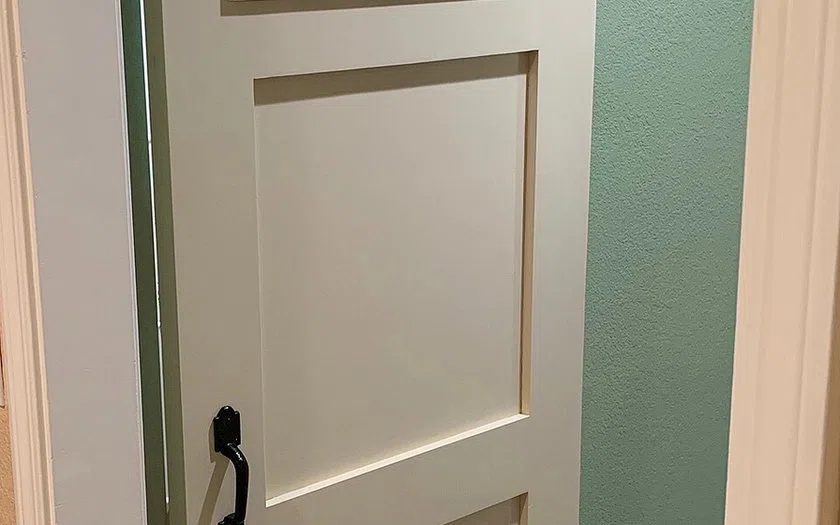 Konsep detail dan pemeriksaan panduan pintu besi