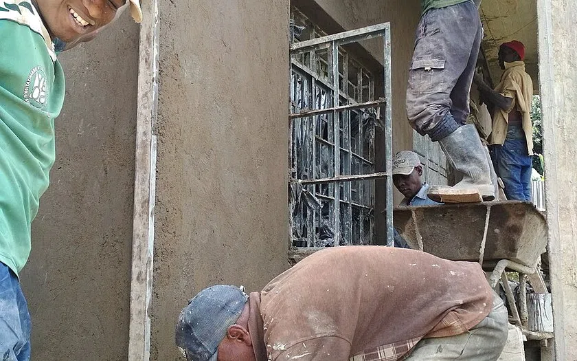 Visual realistis tukang harian rumah: fungsi, spesifikasi dan kondisi existing