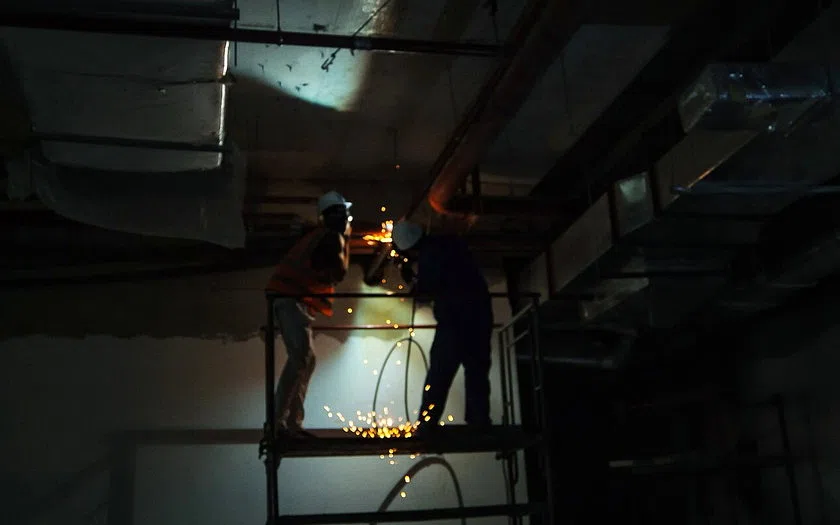 Konsep keseluruhan tukang las railing